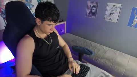 Cris online show from 01/10/26, 02:24