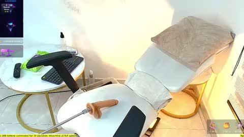  Criss Evans  online show from 10/03/25, 08:28