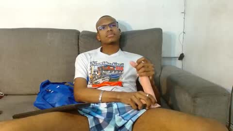 criss_zuri online show from 10/27/25, 11:58