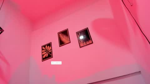 criss_zuri online show from 02/23/26, 11:51