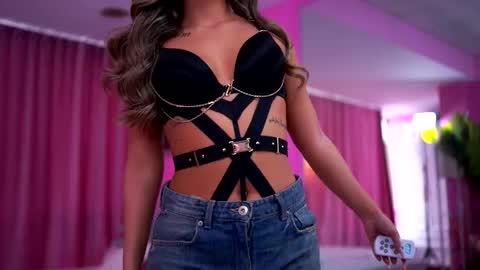 Snapshot of crisstyblair chatting on 02/24/26, 11:19 Crissy online show from 02/24/26, 11:19