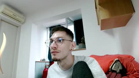 Snapshot of cristaelio chatting on 02/21/26, 03:02 Crista-Elio online show from 02/21/26, 03:02