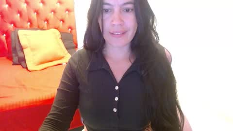 Snapshot of cristal1609 chatting on 02/05/26, 07:51 cristal1609 online show from 02/05/26, 07:51