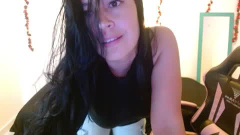 Snapshot of cristal541658 chatting on 03/09/26, 01:15 cristal541658 online show from 03/09/26, 01:15
