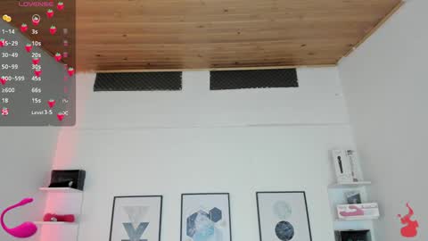 Snapshot of cristal__hot_1 chatting on 01/10/25, 10:28 Cristal online show from 01/10/25, 10:28