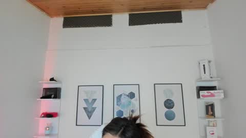 Snapshot of cristal__hot_1 chatting on 02/03/25, 04:04 Cristal online show from 02/03/25, 04:04