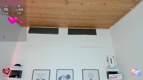 Snapshot of cristal__hot_1 chatting on 02/10/25, 10:20 Cristal online show from 02/10/25, 10:20