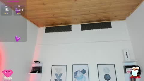 Snapshot of cristal__hot_1 chatting on 03/04/25, 07:41 Cristal online show from 03/04/25, 07:41