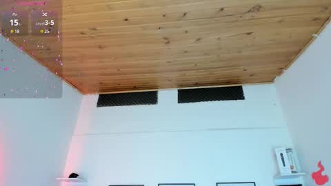 Snapshot of cristal__hot_1 chatting on 03/09/25, 04:05 Cristal online show from 03/09/25, 04:05