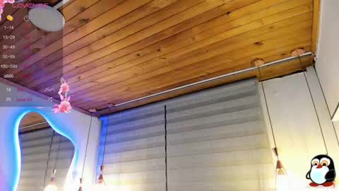 Snapshot of cristal__hot_1 chatting on 09/14/25, 04:00 Cristal online show from 09/14/25, 04:00