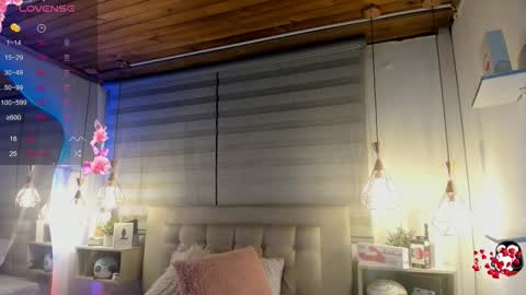 Snapshot of cristal__hot_1 chatting on 09/28/25, 04:07 Cristal online show from 09/28/25, 04:07