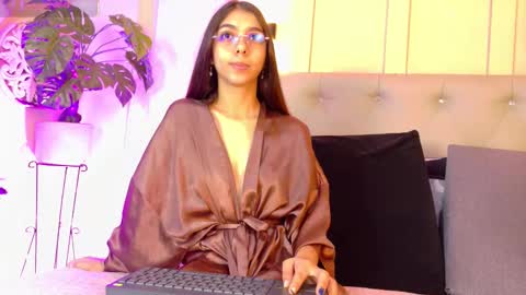 Snapshot of cristal_antoni chatting on 11/13/25, 07:51 cristal_antoni online show from 11/13/25, 07:51