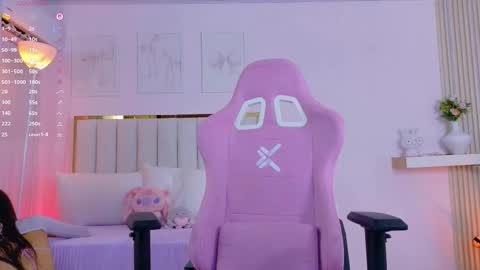 Cristal  online show from 10/24/25, 12:41