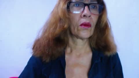 cristal_collins1 online show from 02/05/25, 08:11