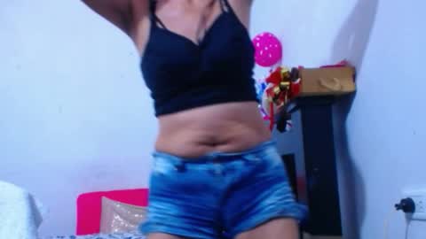 cristal_collins1 online show from 02/22/25, 09:23