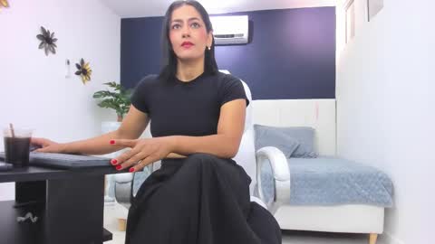 Cristal online show from 01/16/26, 06:23