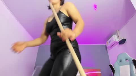 Cristal online show from 04/23/26, 12:29