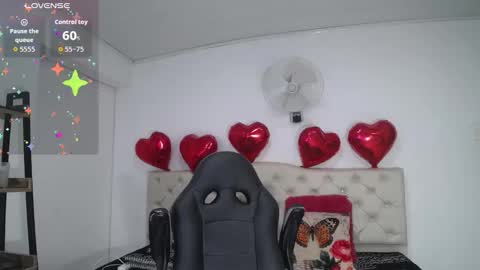 Milena online show from 09/24/25, 10:46