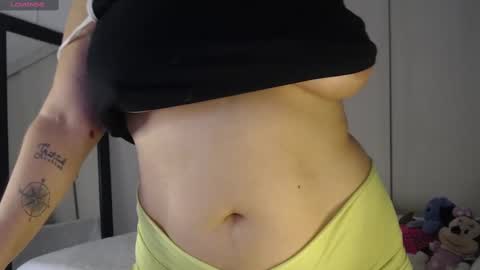 Snapshot of cristal_sexyboobs_ chatting on 10/05/25, 04:16 Cristal online show from 10/05/25, 04:16