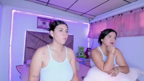 Snapshot of cristal_smith20 chatting on 09/30/25, 12:43 cristal_smith20 online show from 09/30/25, 12:43