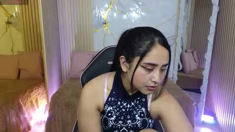  Cristal  online show from 04/18/26, 07:58