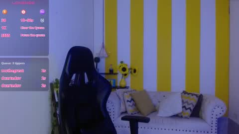 Snapshot of cristal_war chatting on 01/06/25, 02:26 Cristal online show from 01/06/25, 02:26