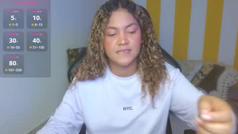 Snapshot of cristal_war chatting on 02/05/25, 11:39 Cristal online show from 02/05/25, 11:39