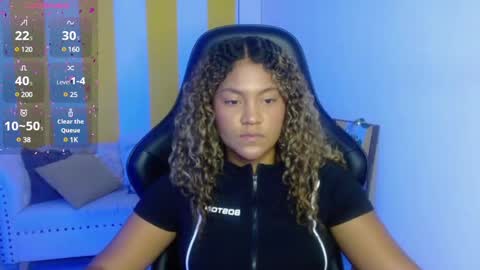 Snapshot of cristal_war chatting on 02/18/25, 11:52 Cristal online show from 02/18/25, 11:52