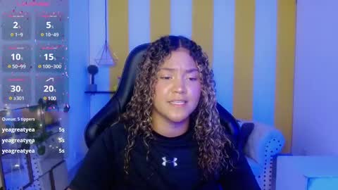 Snapshot of cristal_war chatting on 02/19/25, 11:46 Cristal online show from 02/19/25, 11:46