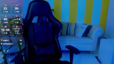 Snapshot of cristal_war chatting on 02/21/25, 02:28 Cristal online show from 02/21/25, 02:28