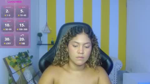 Snapshot of cristal_war chatting on 03/07/25, 11:49 Cristal online show from 03/07/25, 11:49