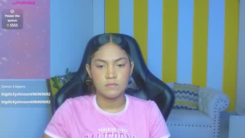 Snapshot of cristal_war chatting on 03/09/25, 12:10 Cristal online show from 03/09/25, 12:10