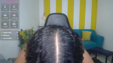 Snapshot of cristal_war chatting on 11/14/25, 01:26 Cristal online show from 11/14/25, 01:26