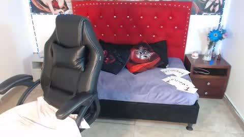 CristalAdams online show from 02/22/25, 07:25