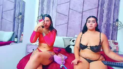 CristalANDzoe online show from 02/09/26, 07:51