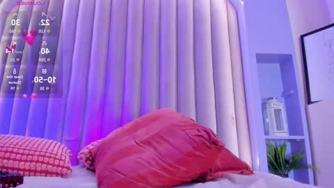 Snapshot of cristalcornner_ chatting on 02/13/26, 07:37 Nicole Connection time 220pm-910pmCol online show from 02/13/26, 07:37