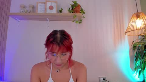 cristalfoxy_ online show from 02/07/26, 08:01