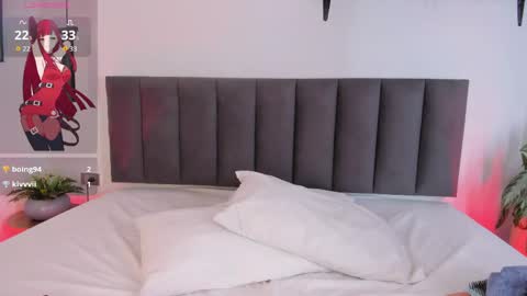 cristalfoxy_ online show from 05/15/26, 08:05
