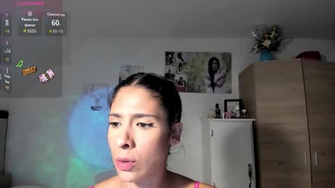 cristal online show from 10/14/25, 01:06