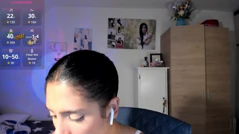 cristal online show from 10/26/25, 06:03