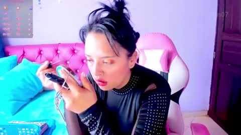 Natis online show from 04/21/26, 12:00