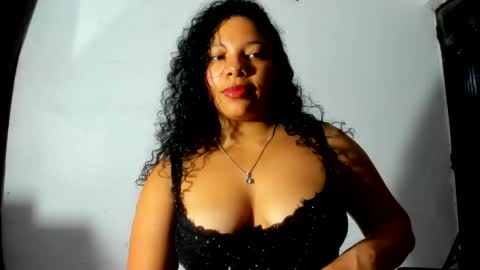 Snapshot of cristalsmith_tease14 chatting on 05/13/26, 09:22 cristal online show from 05/13/26, 09:22
