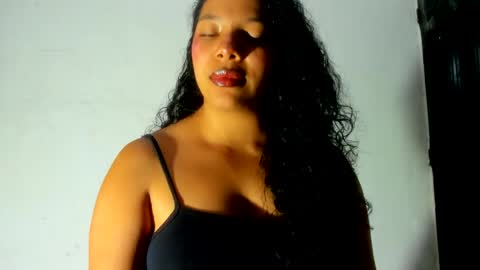Snapshot of cristalsmith_tease14 chatting on 06/06/26, 03:00 cristal online show from 06/06/26, 03:00