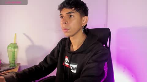 cristhian online show from 01/08/26, 03:20