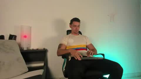 Snapshot of cristhian_wolf1 chatting on 07/03/26, 02:45 CRIS online show from 07/03/26, 02:45