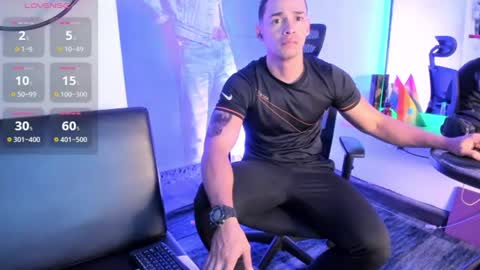 Snapshot of cristhian_wolf1 chatting on 07/20/26, 01:57 CRIS online show from 07/20/26, 01:57