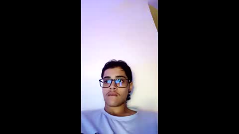 Snapshot of cristian_suarezz chatting on 01/06/25, 03:09 online show from 01/06/25, 03:09