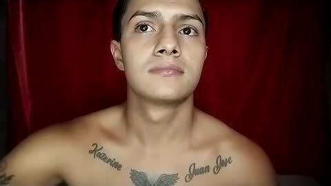 Snapshot of cristian_torres10 chatting on 03/04/25, 01:01 Cristian online show from 03/04/25, 01:01