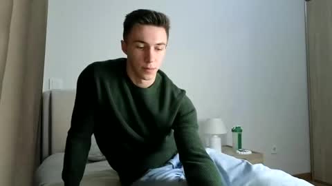 CristianoHailey online show from 12/18/25, 08:04