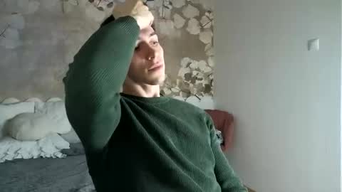 CristianoHailey online show from 03/25/26, 07:20